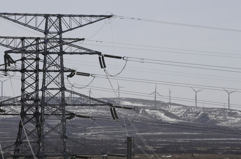 アングル：脱炭素目指す中国、鍵は「世界最大規模」電力網の刷新