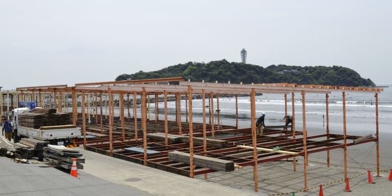 藤沢市は海水浴場を開設へ　鎌倉市は見送り、湘南二分