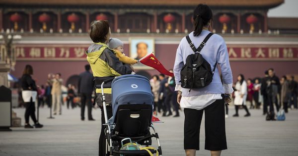中国が産児制限緩和へ、夫婦１組につき子供３人まで－新華社