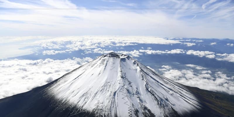 富士山、警戒レベルの目安公表　噴気・地割れで入山規制