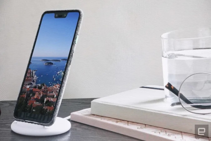 次期pixel Standはファン内蔵で充電速度向上の噂