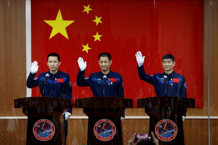 中国、5年ぶりに有人宇宙船打ち上げへ　ステーション建設の一環
