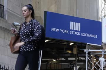 NY株続落、533ドル安　早期利上げに警戒高まる