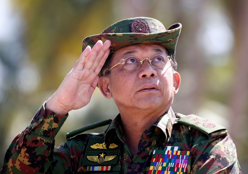 ミャンマー軍トップ、モスクワの国際会議出席のため出国