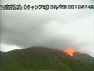 鹿児島の諏訪之瀬島で噴火　警戒レベル3に、被害なし
