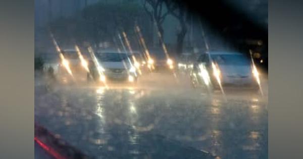 沖縄、線状降水帯による大雨続く　各地で浸水・土砂崩れ