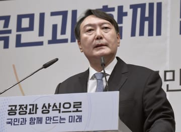 韓国前検事総長が出馬表明　大統領選、政権交代訴え
