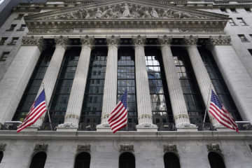 NY株反落、208ドル安　米景気の先行き警戒