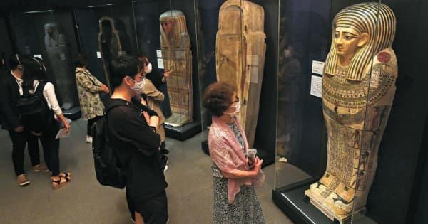 ミイラのひつぎが直立　仙台で古代エジプト展