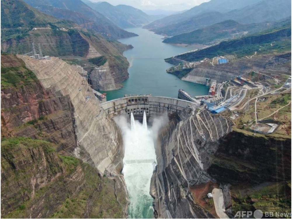 世界最大の単基容量の水力発電所、最初のユニットが稼働開始 中国