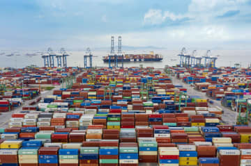 中国、上半期の輸出38％増　外需の回復が持続