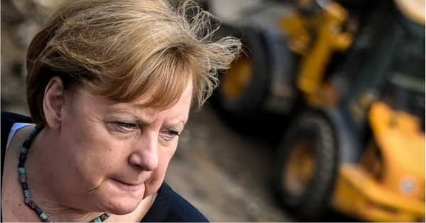 「衝撃的」とメルケル首相　ドイツ洪水被災地訪れ