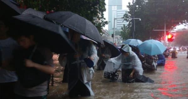 中国・河南省で記録的豪雨　12人死亡、1万人以上が避難