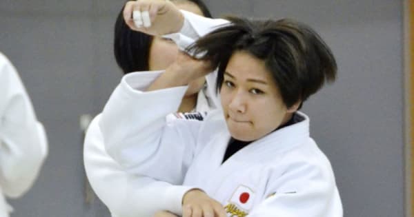 渡名喜風南が一本勝ちで準々決勝に進出　柔道女子48キロ級