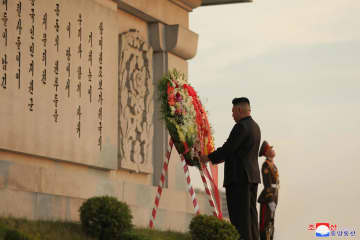 金正恩氏、中朝友好を強調　朝鮮戦争休戦68年で献花