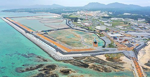 辺野古新基地、予定海域のサンゴ移植に着手　沖縄防衛局