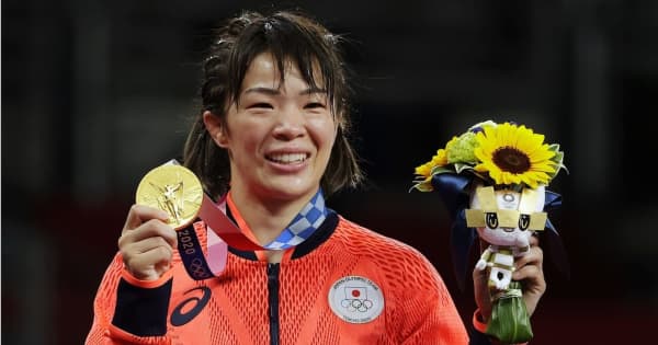 【東京五輪】 レスリングの川井、「姉妹で金メダル」を達成　ボクシング田中は銅