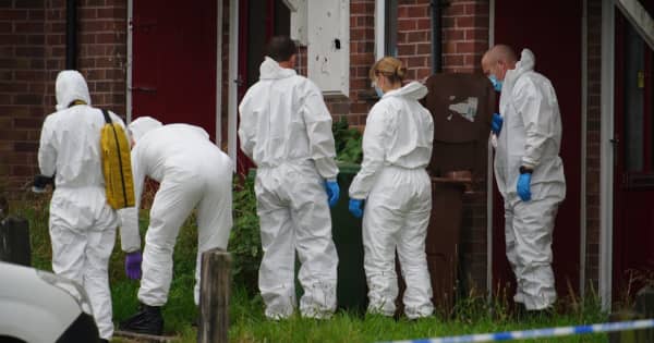 英南西部の住宅地で乱射事件、5人殺害　22歳容疑者は自殺