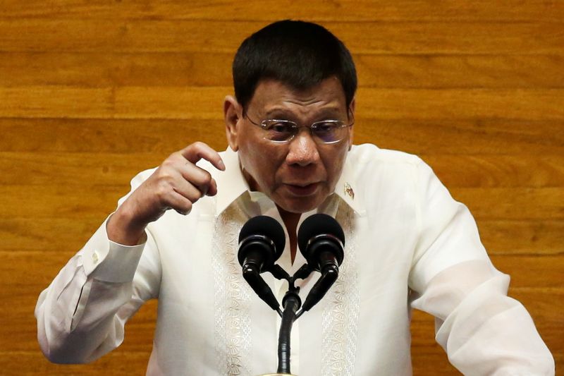 フィリピン大統領、22年予算案を提示　過去最大規模