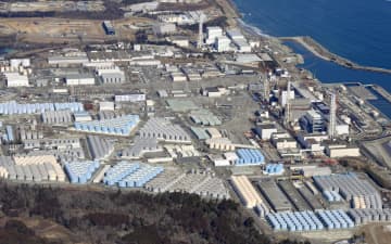 福島原発沖合1キロで処理水放出　東電、海底トンネル新設の方針
