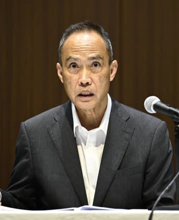 日本郵便、社長ら18人を処分　長崎の元局長詐取事件で