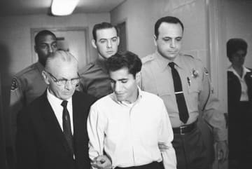 ケネディ暗殺犯の釈放勧告　米加州当局、知事が最終判断へ