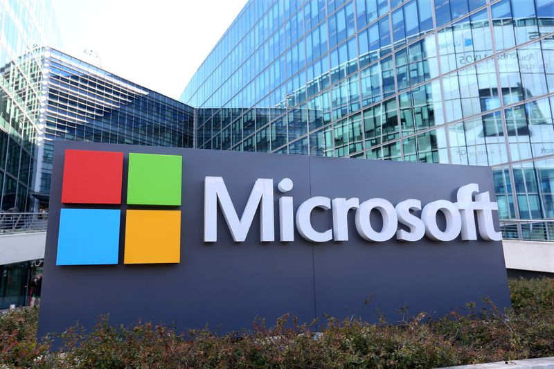 マイクロソフト、米オフィス再開計画を撤回　コロナ状況「不透明」
