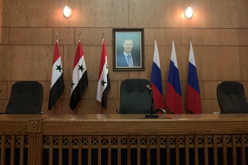 プーチン露大統領、シリアの外国軍を批判　アサド氏と会談