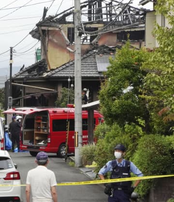 京都・木津川で住宅火災3人死亡　同居家族か