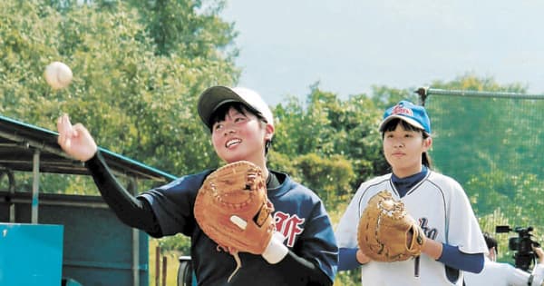 女子硬式野球部、中学生にアピール　山本学園高に来春創設