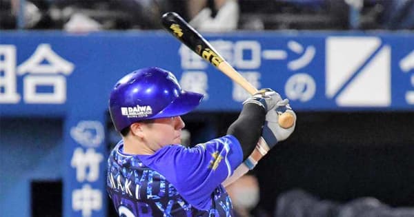 横浜DeNA牧、球団新人最多安打を更新　三回に二塁打