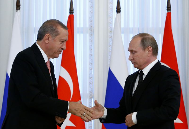 ロシアとトルコが首脳会談、シリア情勢や防衛など協議