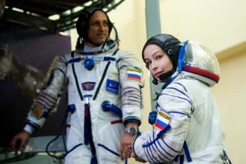 ロシア、宇宙で初の映画撮影へ　俳優ら、ISSに12日間