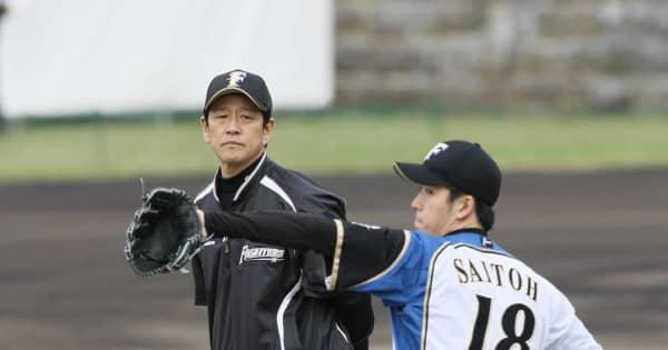 斎藤佑樹引退で日本ハム・栗山監督「大変だったと思う」「最後までしっかりやった」
