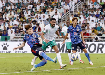 日本、サウジに敗れる　サッカーW杯最終予選