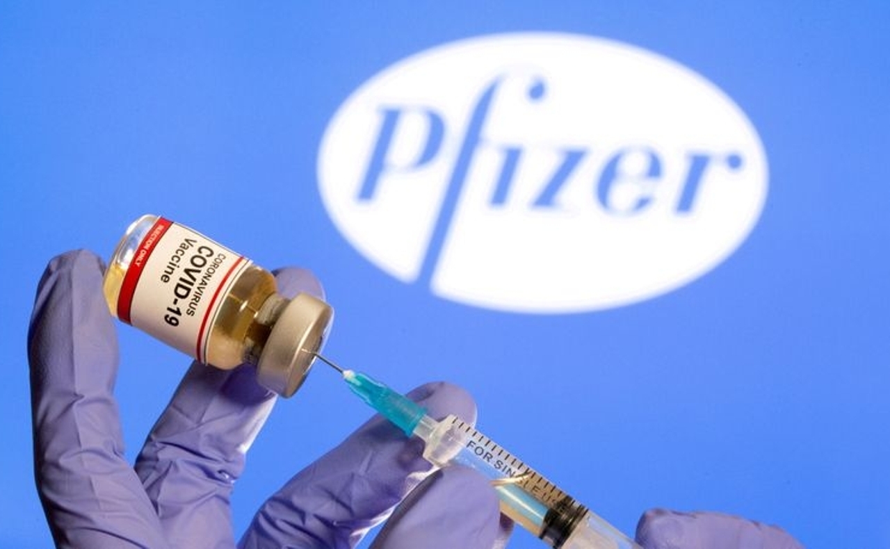コロナワクチン1.2億回分の追加供給へ、米ファイザーと厚労省が契約 - ロイター