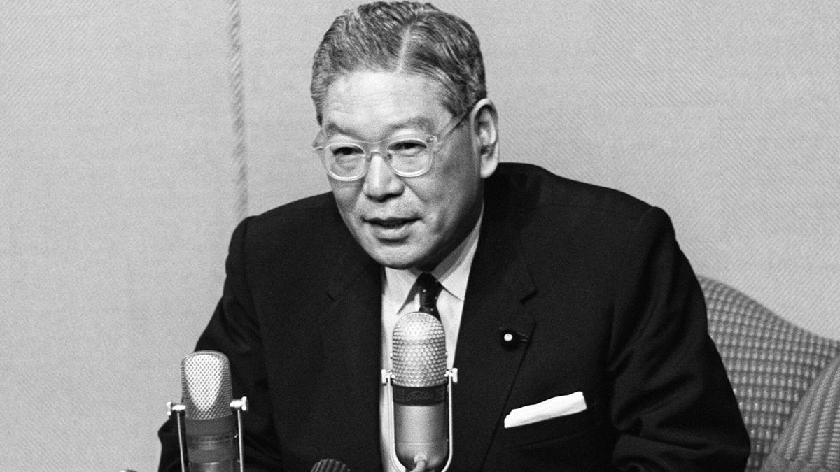 ｢戦後最高の総理大臣は田中角栄ではない｣日本を経済大国に変えた"所得倍増"という奇跡 - ｢アベノミクス｣との決定的な違い