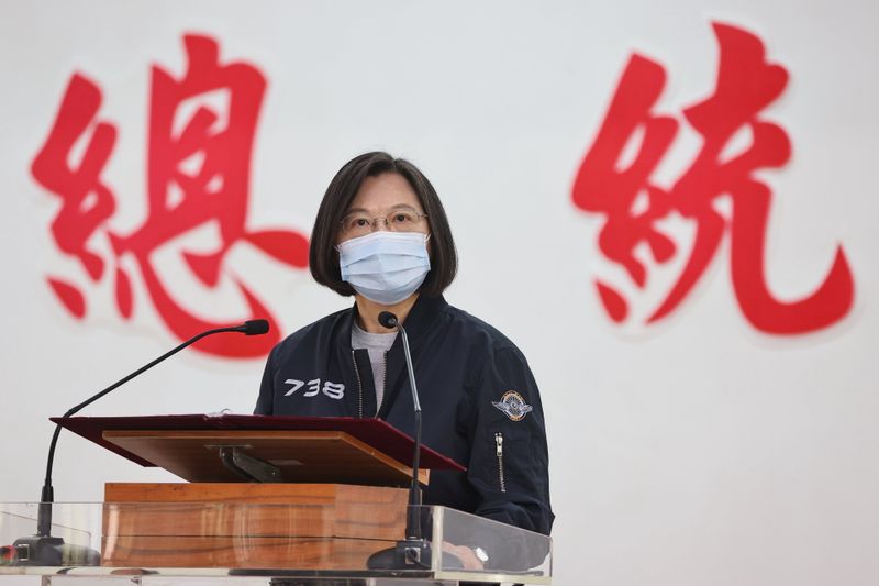 台湾総統、軍事衝突「求めてない」　自由守る決意も