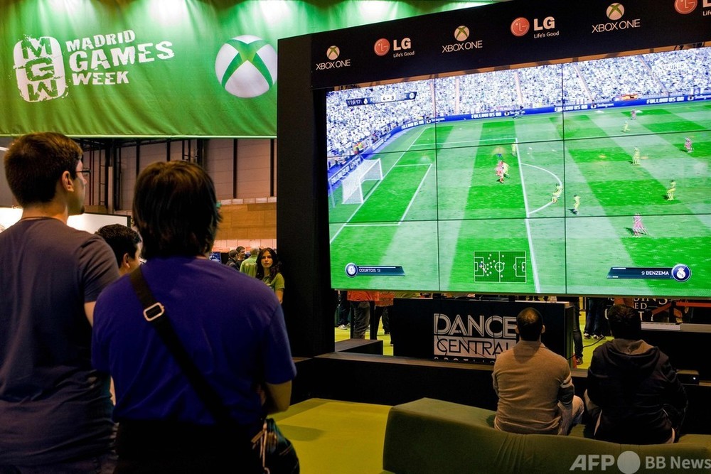 サッカーゲーム「FIFA」のタイトル変更検討 EAが発表