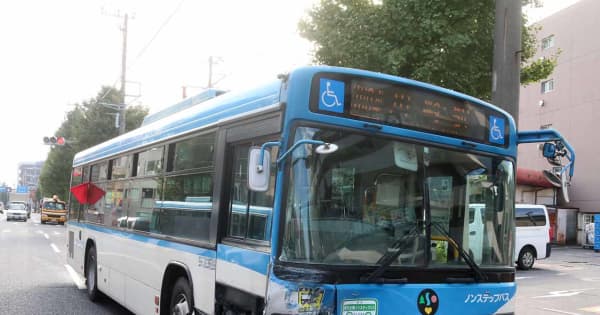 川崎市営バスと乗用車が衝突、1人死亡　乗客ら5人重軽傷、川崎区の国道
