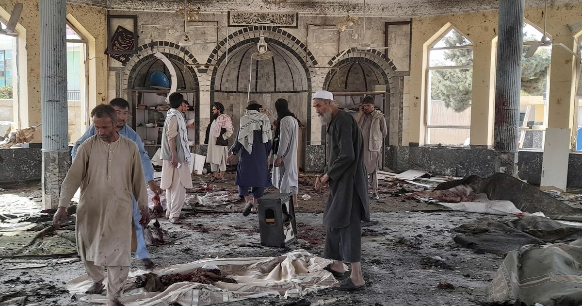 アフガン北部で爆発、１８０人以上死傷　自爆テロか