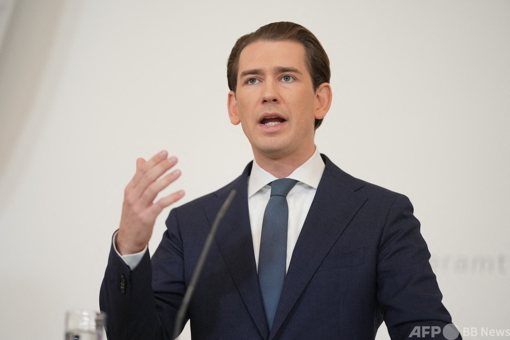 オーストリア首相、辞意を表明 汚職疑惑受け