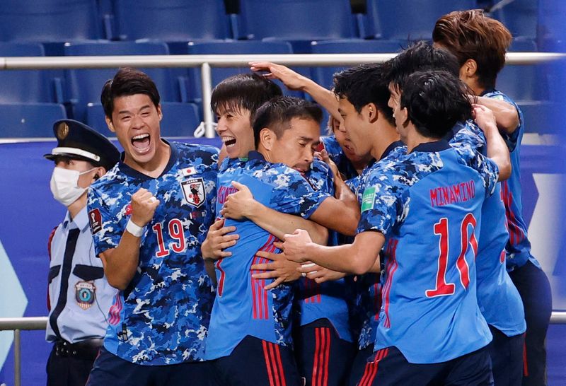 サッカー＝日本、オーストラリア戦で望みつなぐ勝利　Ｗ杯予選