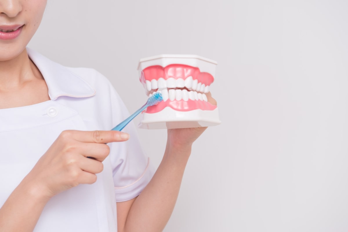 11日8日は「いい歯の日」　科研製薬、歯周病の意識調査を実施　歯周病リスクは10代後半から発生　意外な間接的原因も