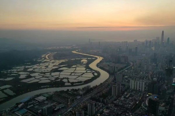 香港と中国本土を一体化した新都市開発が明らかに　香港から本土側への人材・企業の誘致も進む