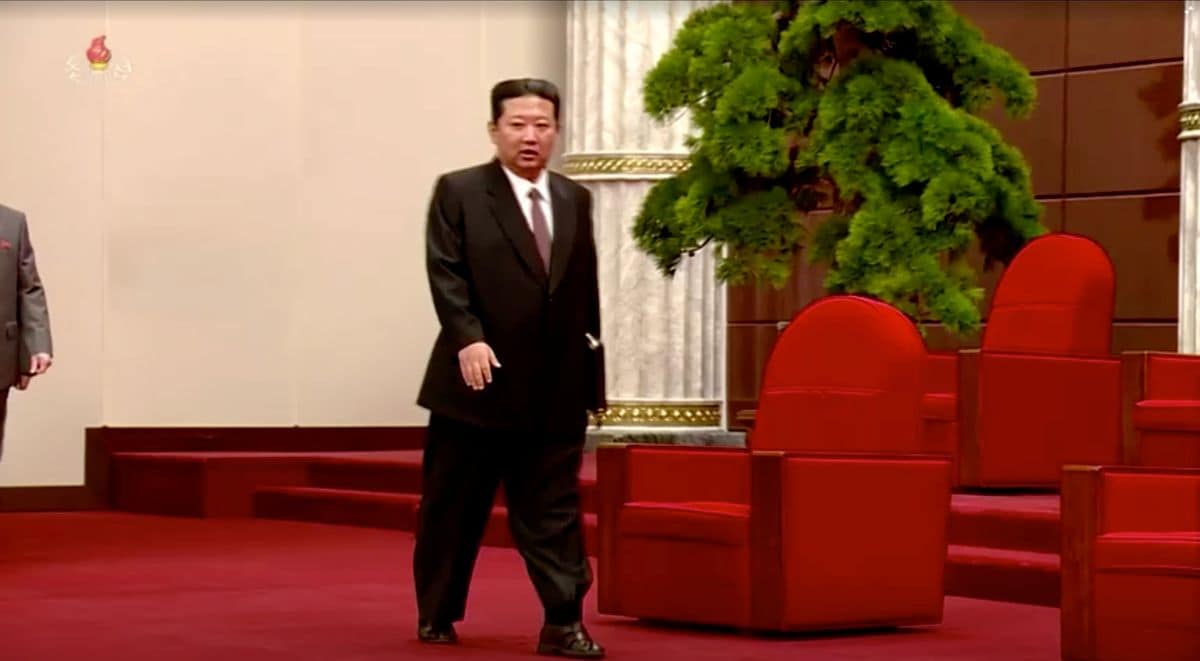 金正恩総書記が演説で23回も言及した「党中央」の正体　北朝鮮の普遍的な首領を目指す金正恩が指名した筆頭代理人