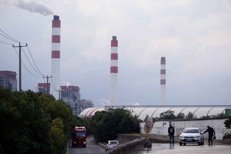 気候変動問題、3000近い石炭火力発電所の閉鎖必要＝調査