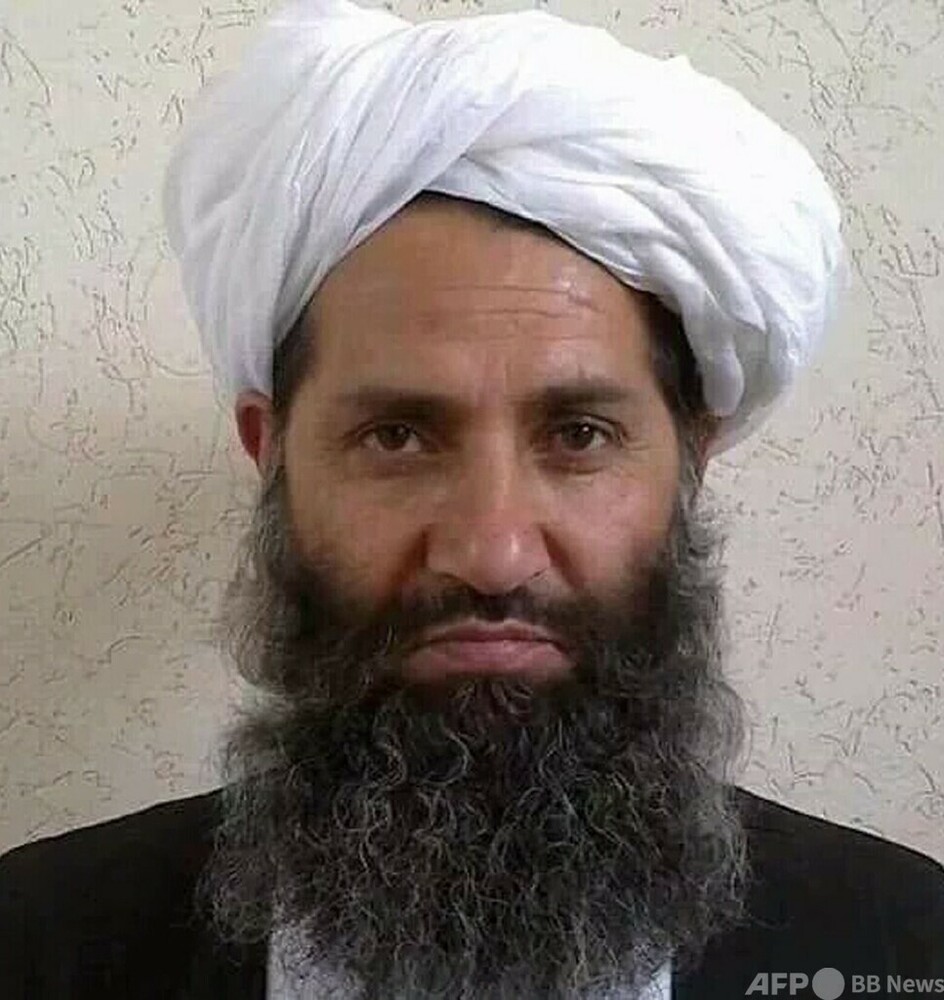タリバン最高指導者、初めて公の場に アフガニスタン