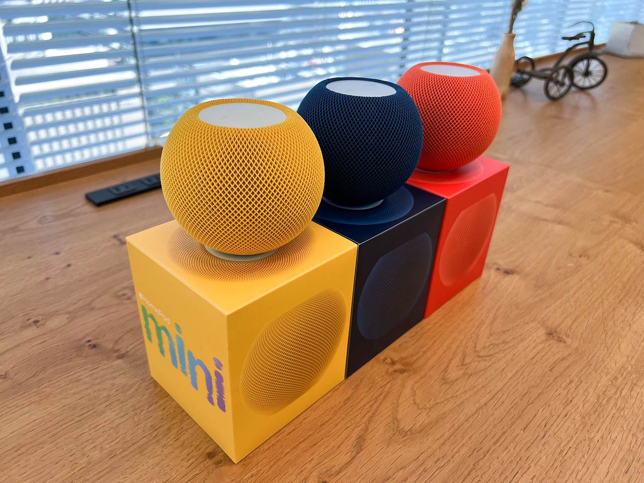 Apple HomePod mini（オレンジ） Amazon.com: Apple - HomePod mini - Orange (Renewed