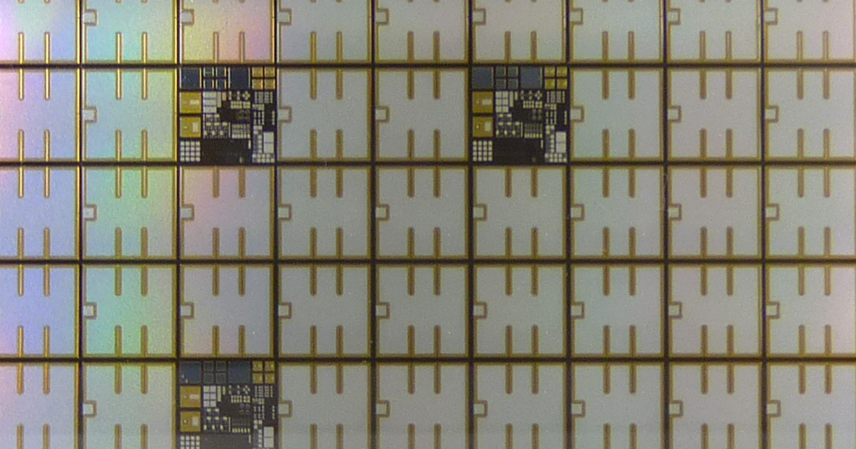 東芝、次世代パワー半導体を1チップで制御できるドライバICを開発